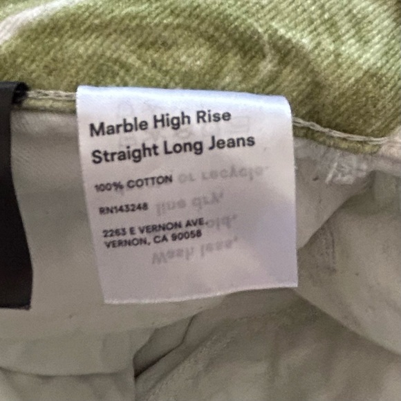 Reformation Women’s Marble High Waisted Straight
Leg Jeans in Avocado Swirl, 27 - Picture 9 of 14